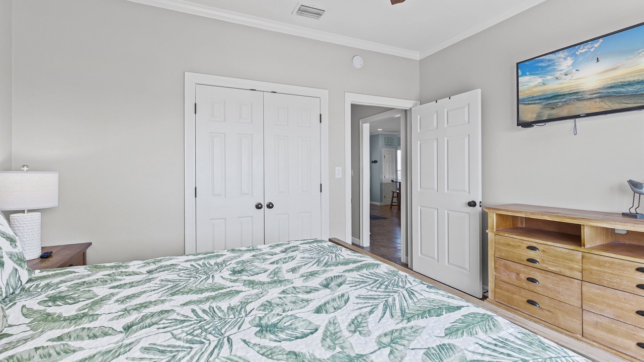 Photo of Bedroom in Dauphin Island
