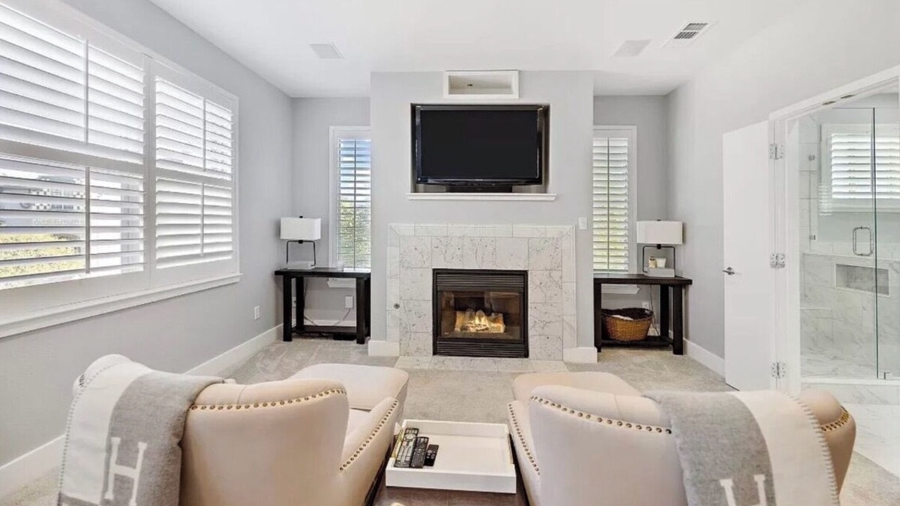 Photo of Livingroom in Uptown