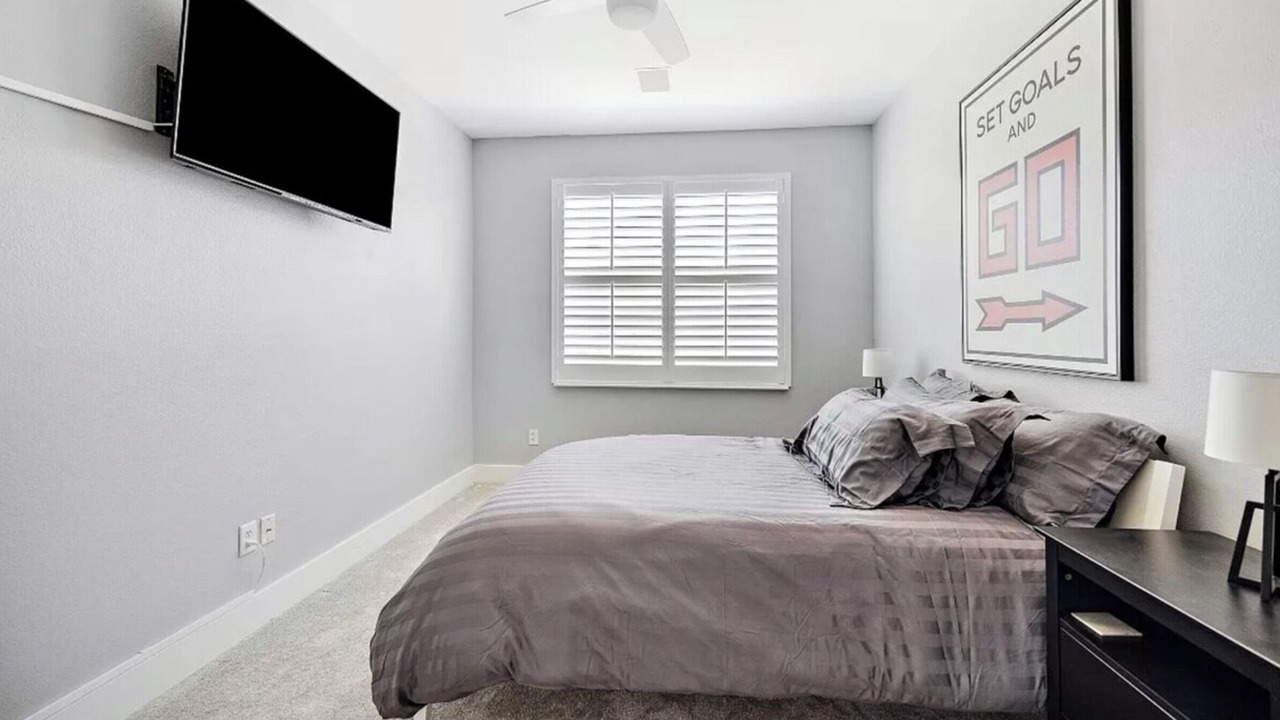 Photo of Bedroom in Uptown
