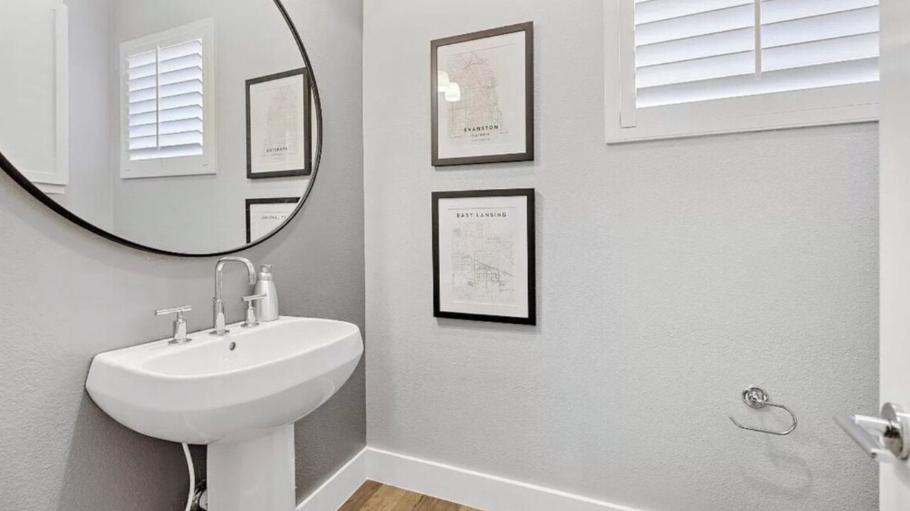 Photo of Bathroom in Uptown