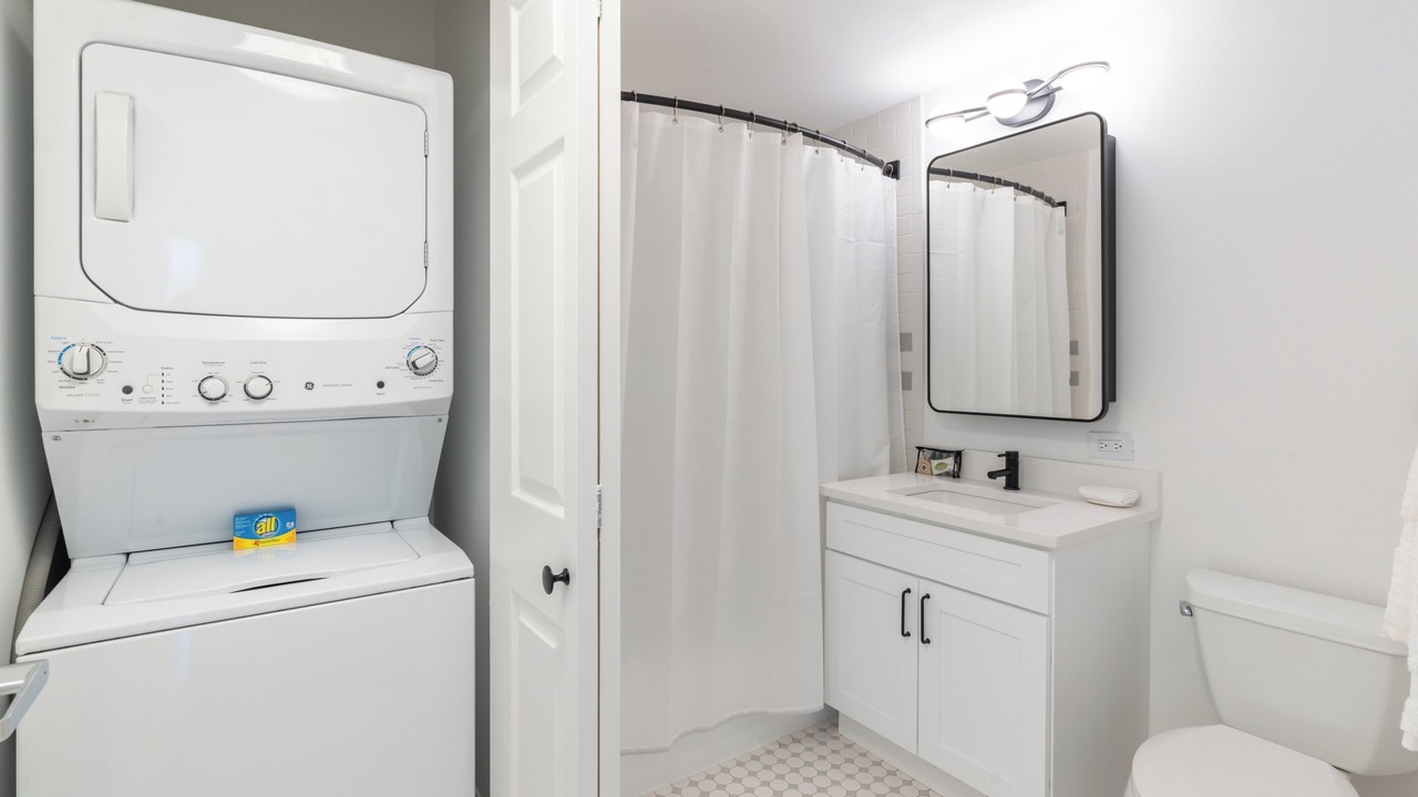 Photo of Bathroom in Downtown Jersey City
