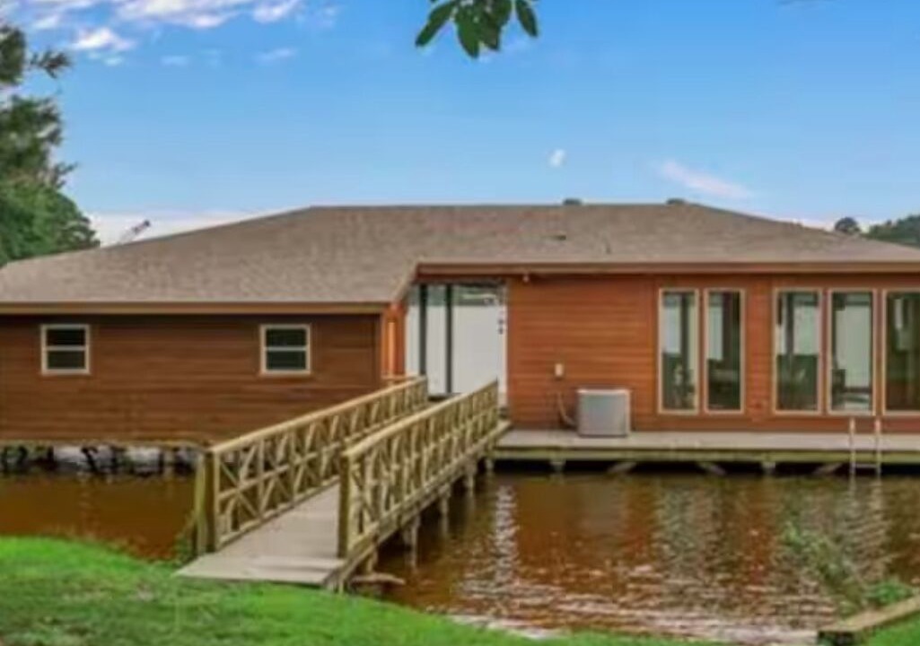 Photo of Outdoor in Benton
