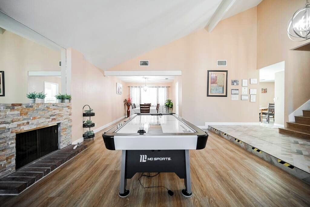 Photo of Livingroom in Green Valley North