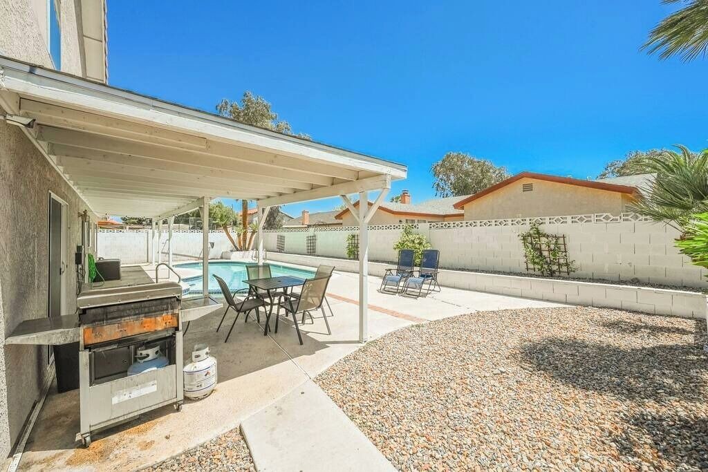 Photo of Outdoor in Green Valley North