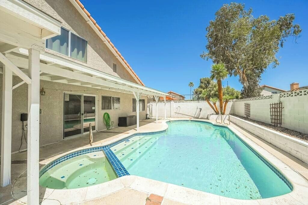 Photo of Outdoor in Green Valley North
