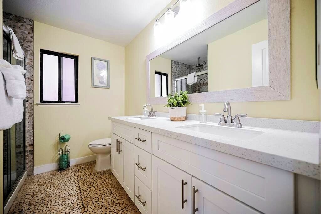 Photo of Bathroom in Green Valley North