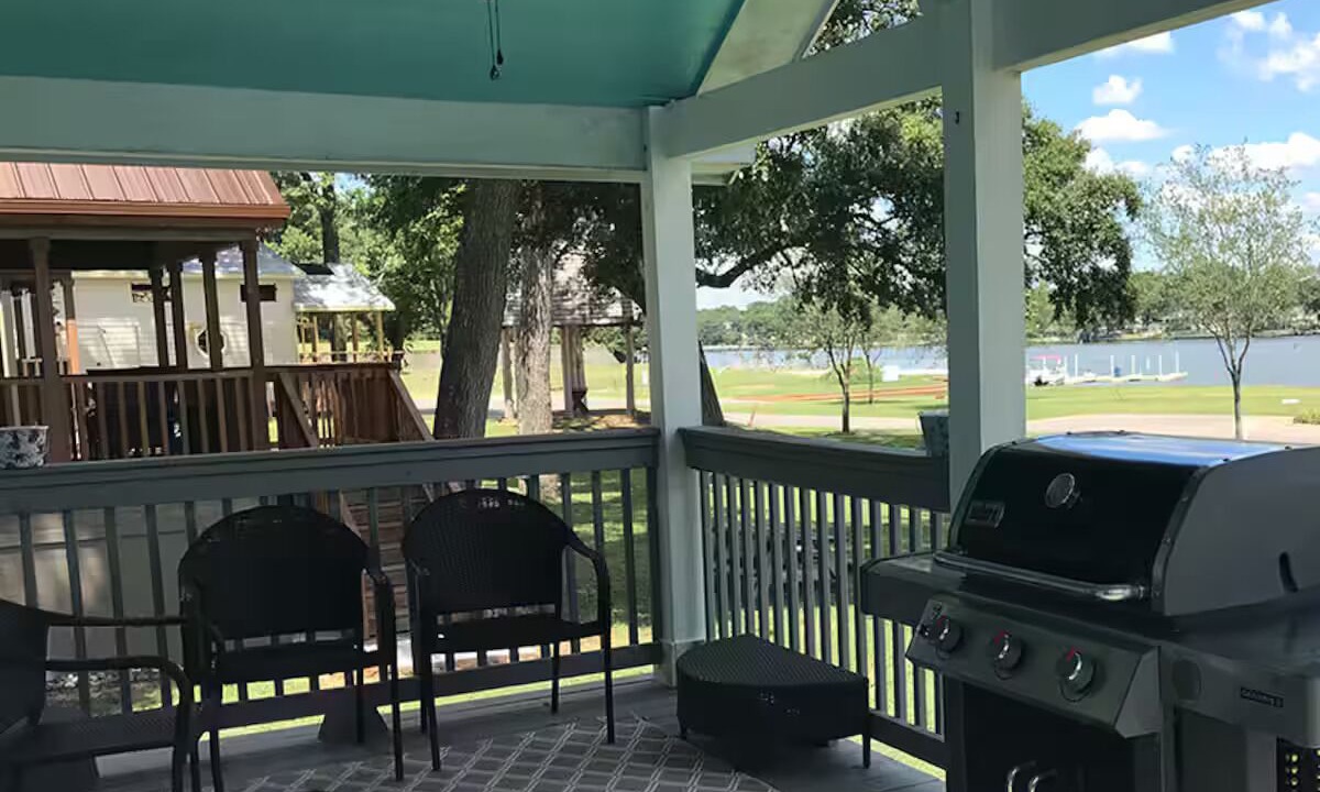 Photo of Outdoor in Willis