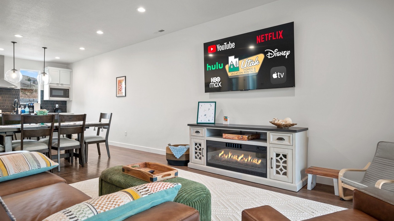 Photo of Livingroom in Mountain Green