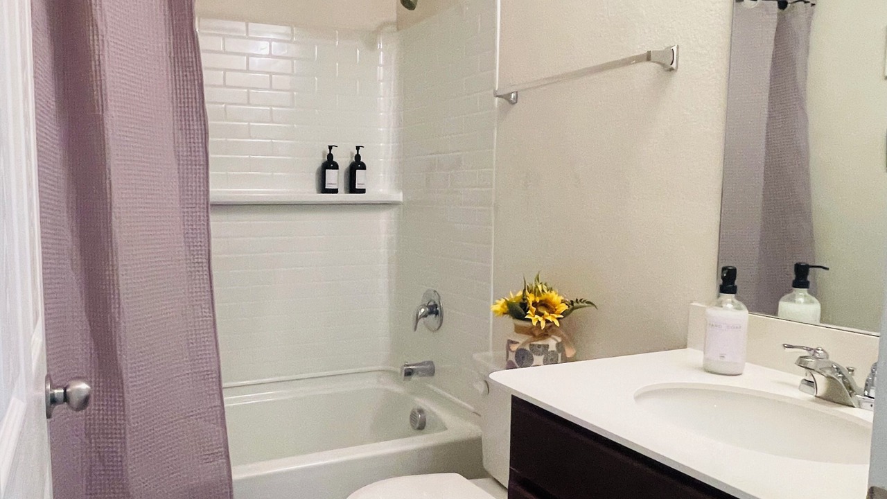 Photo of Bathroom in Aubrey