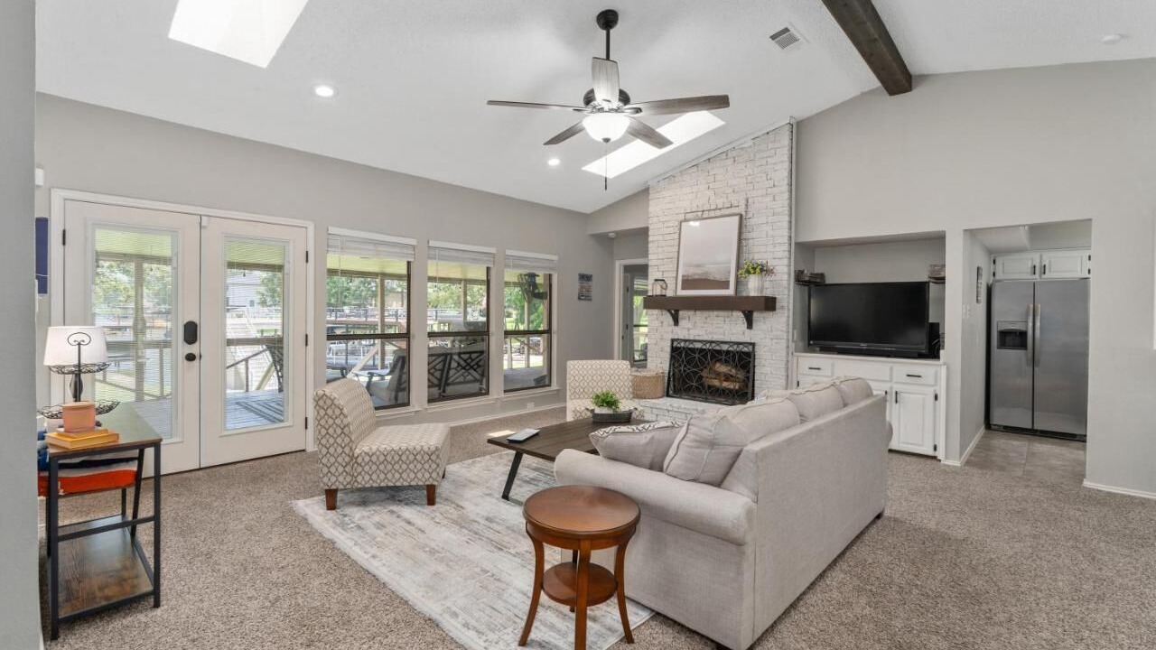 Photo of Livingroom in Tool