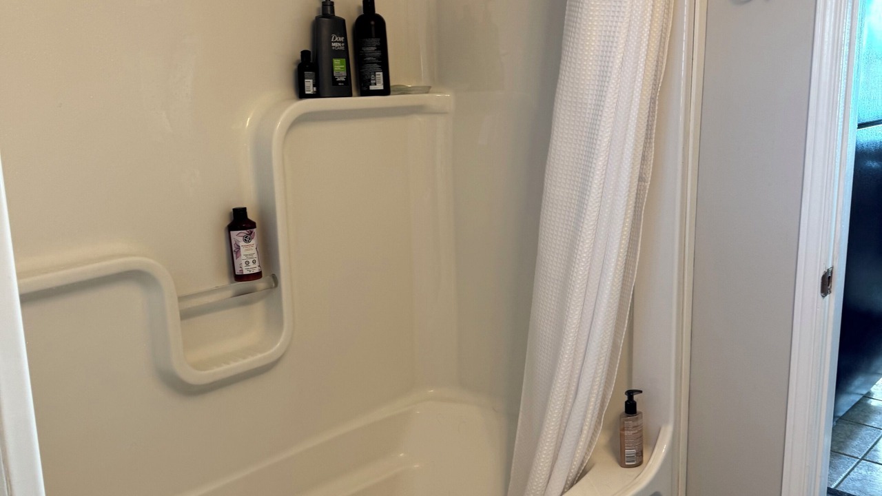 Photo of Bathroom in Leamington