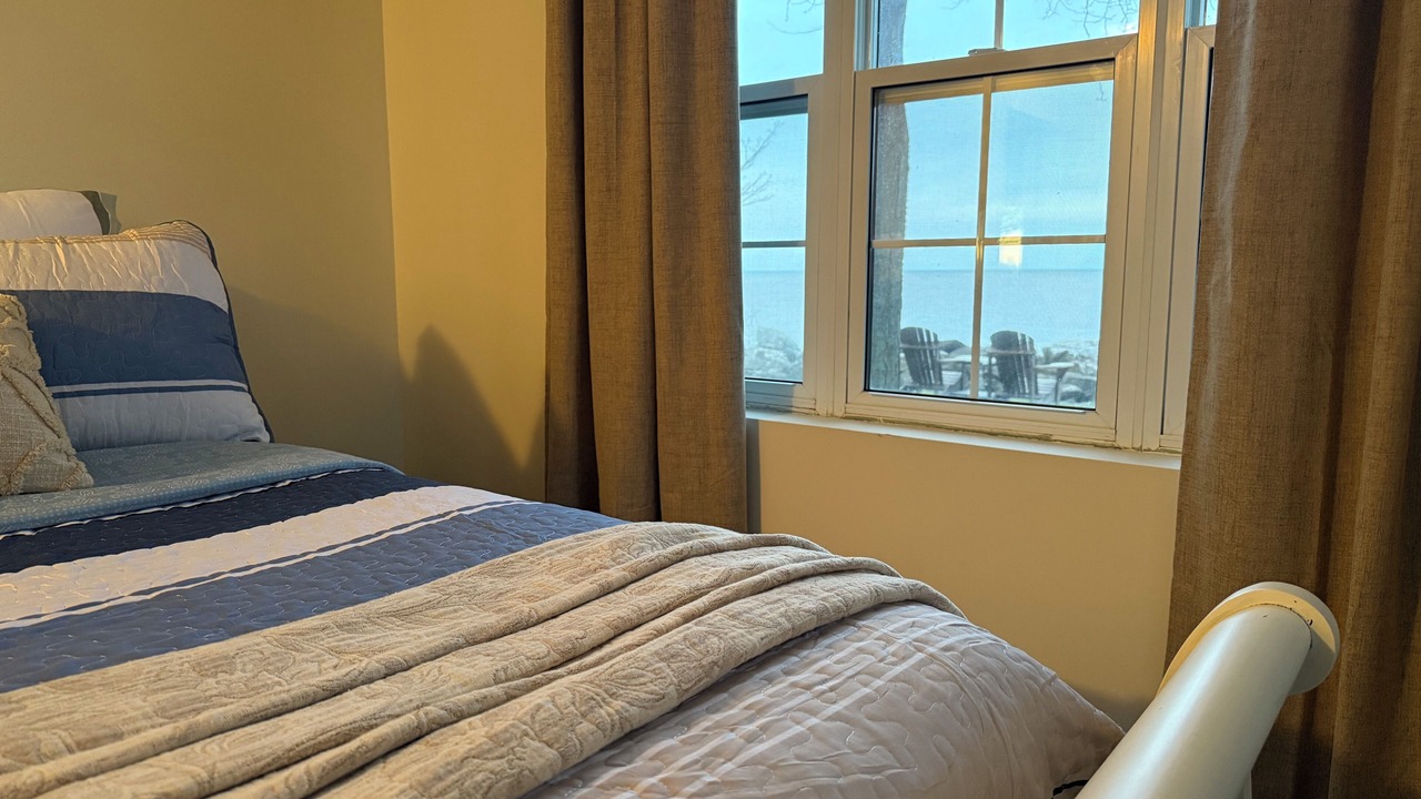 Photo of Bedroom in Leamington