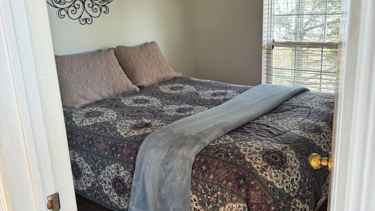Photo of Bedroom in Leamington
