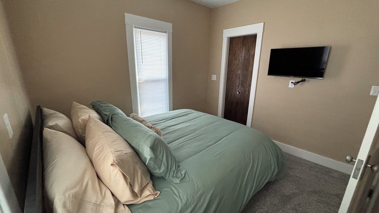 Photo of Bedroom in Alma