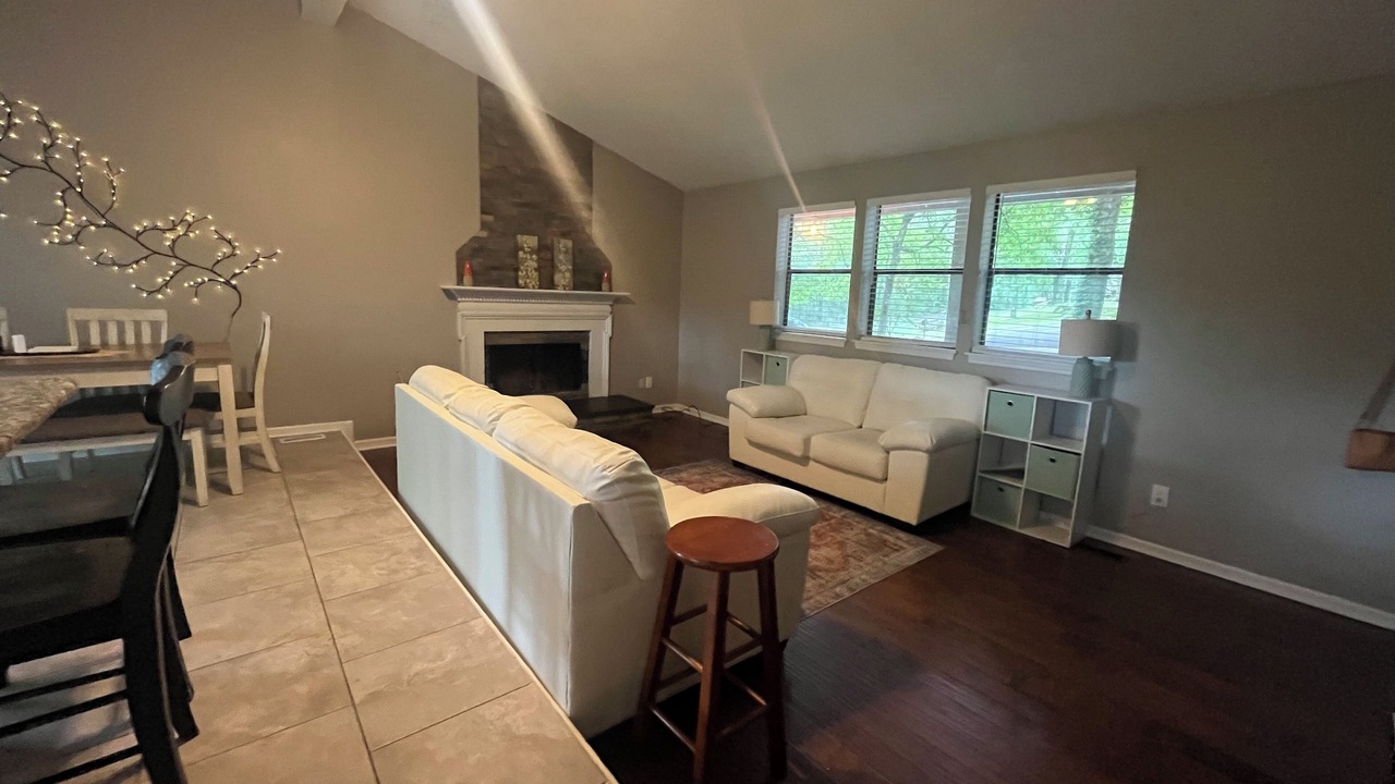 Photo of Livingroom in Fairfield Bay