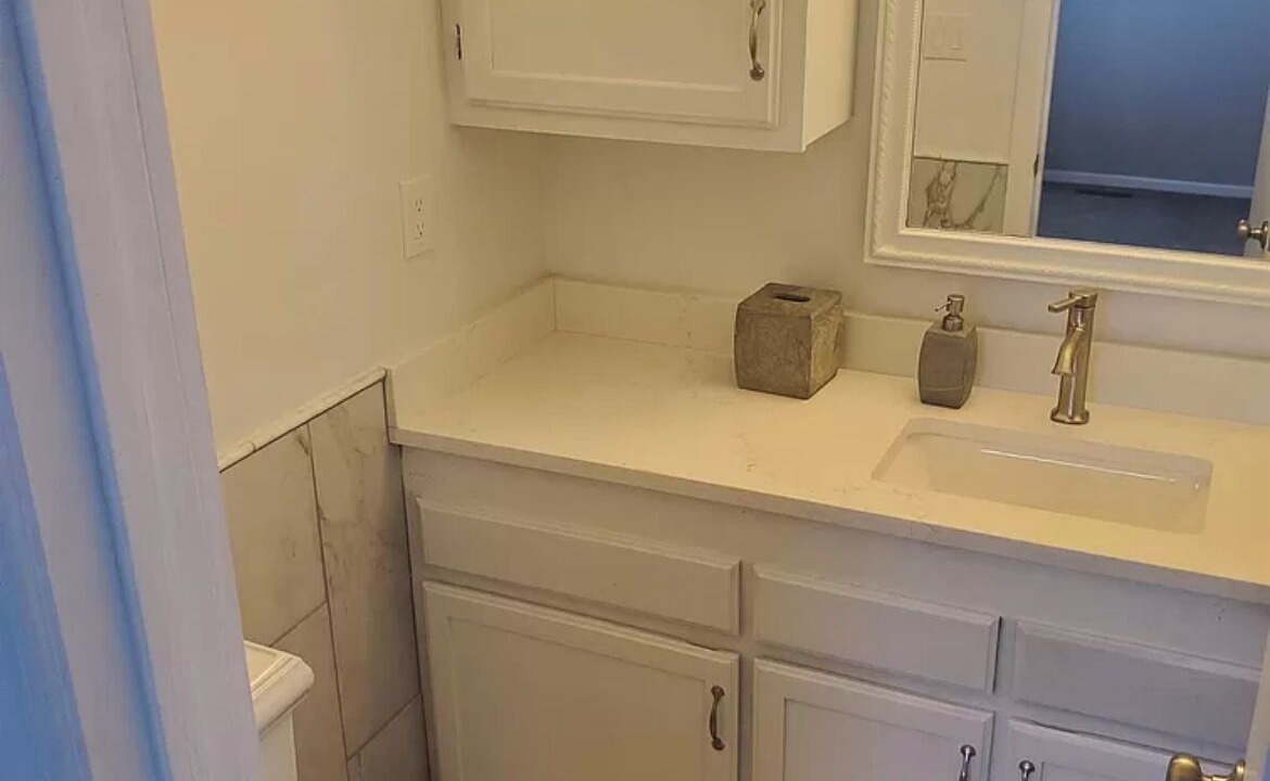 Photo of Bathroom in Fairfield Bay