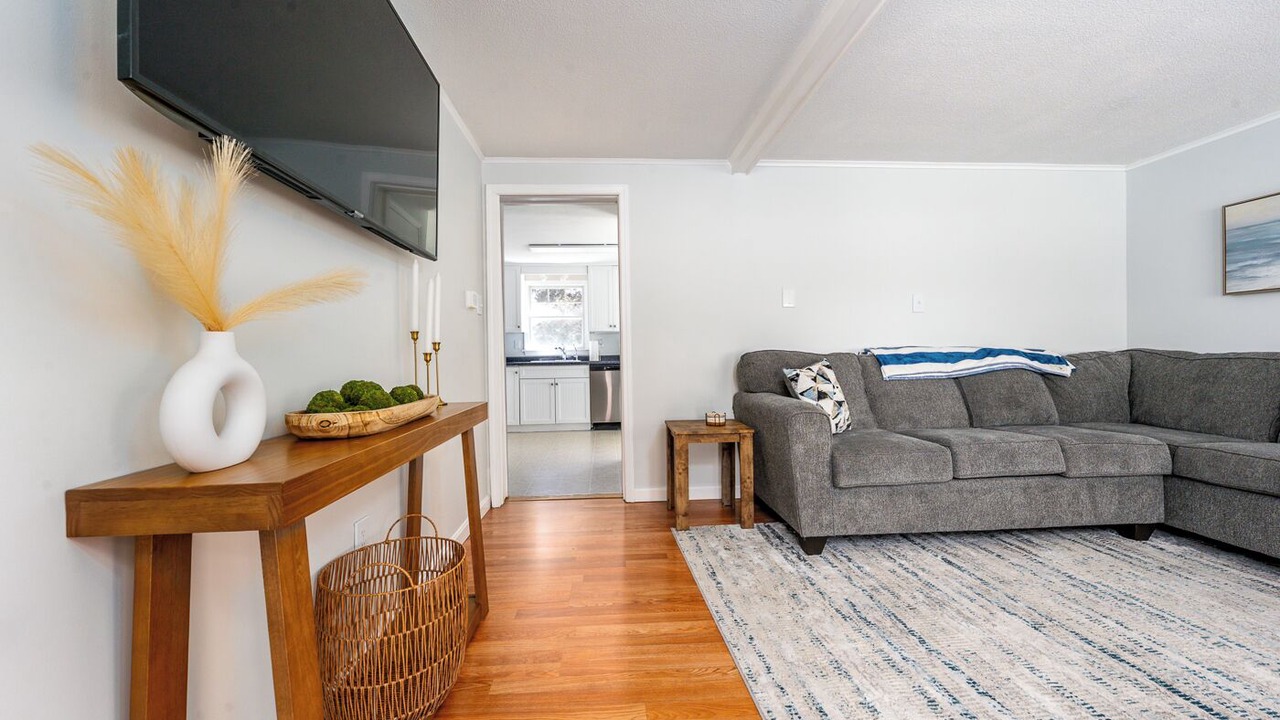Photo of Livingroom in Harwich Center