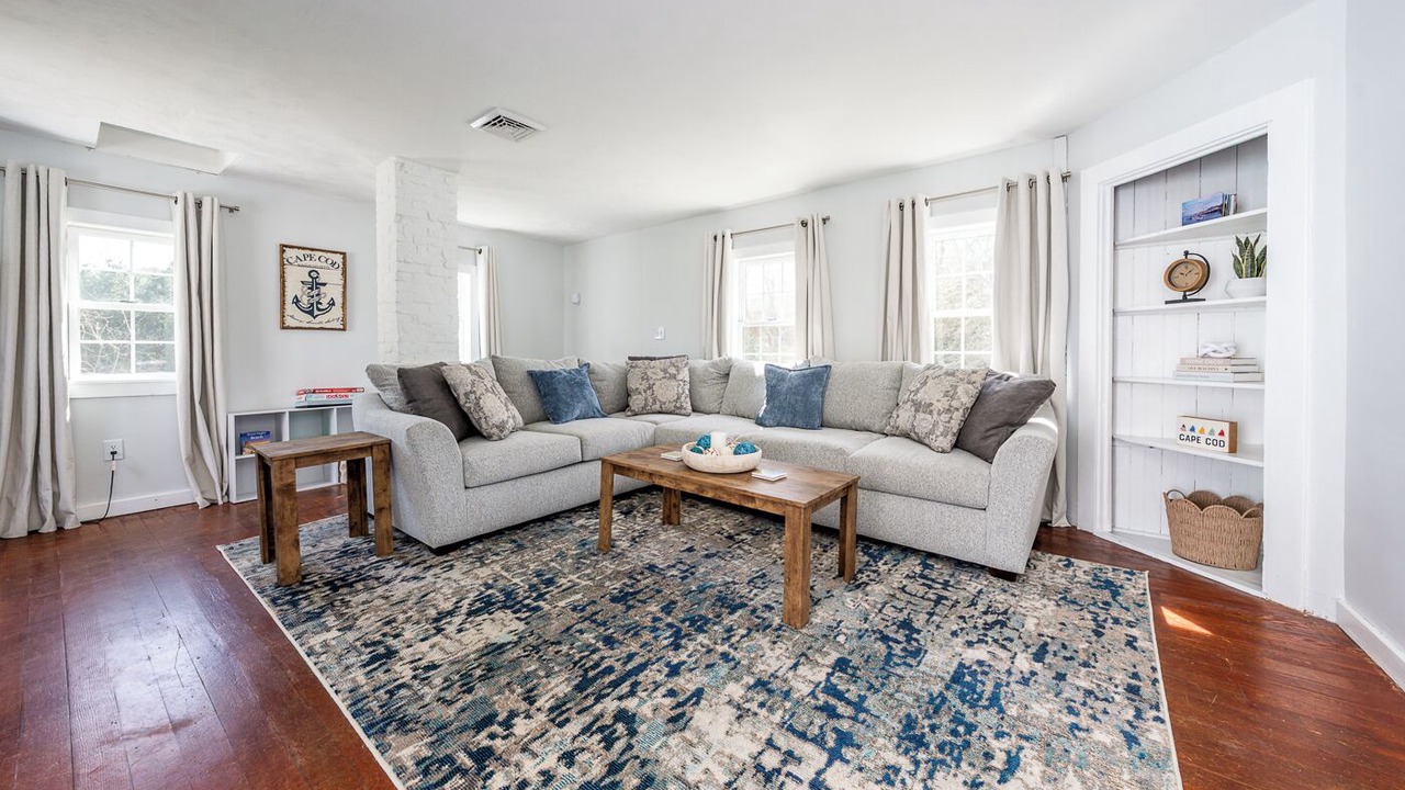 Photo of Livingroom in Harwich Center