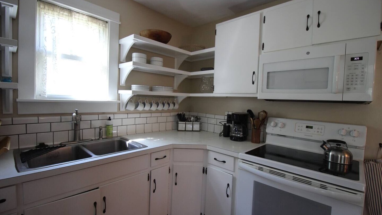 Photo of Kitchen in Elkland