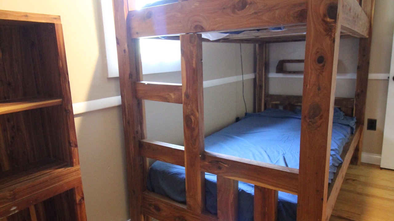 Photo of Bedroom in Elkland