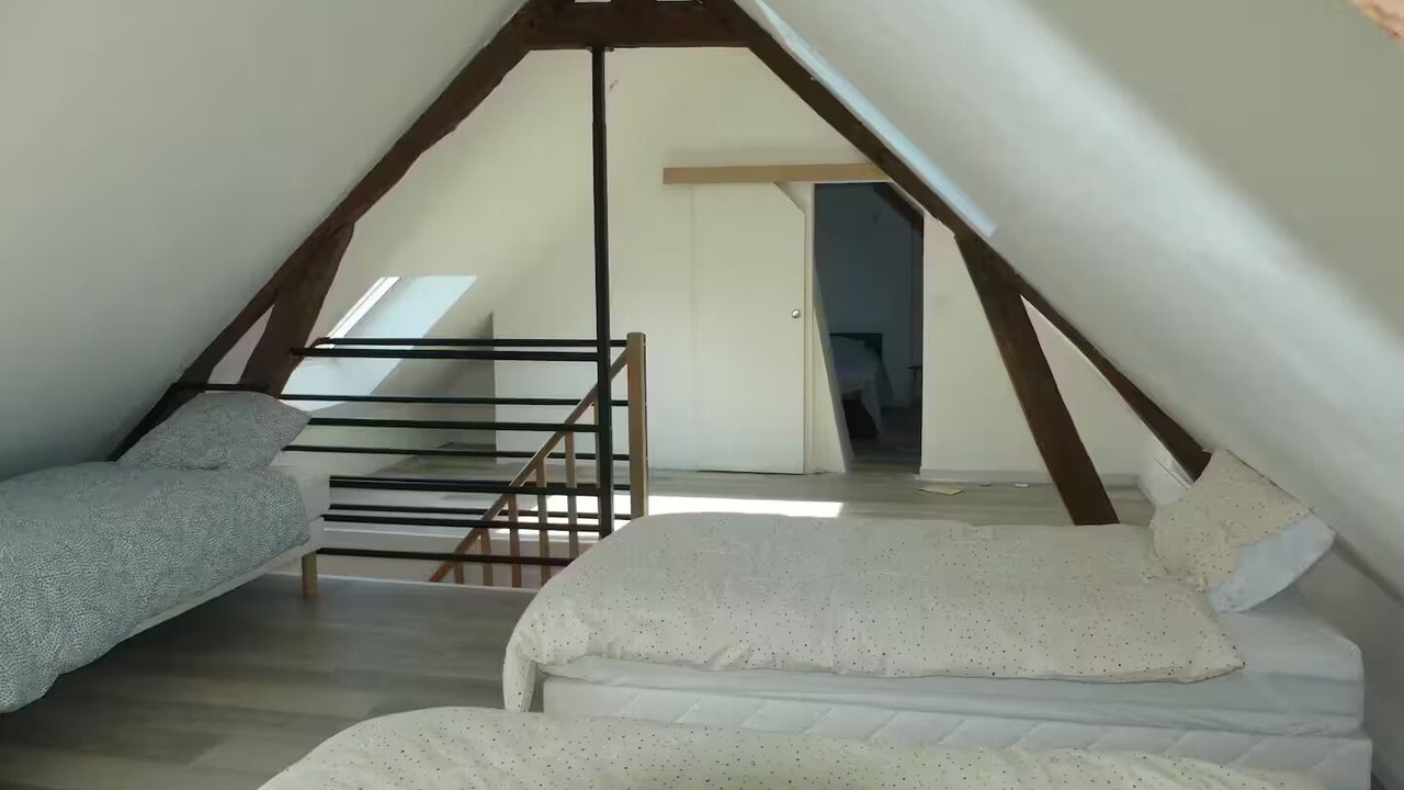 Photo of Bedroom in Tours-en-Vimeu