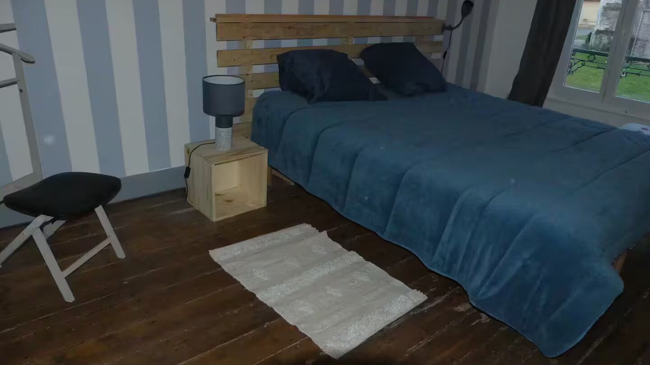 Photo of Bedroom in Tours-en-Vimeu