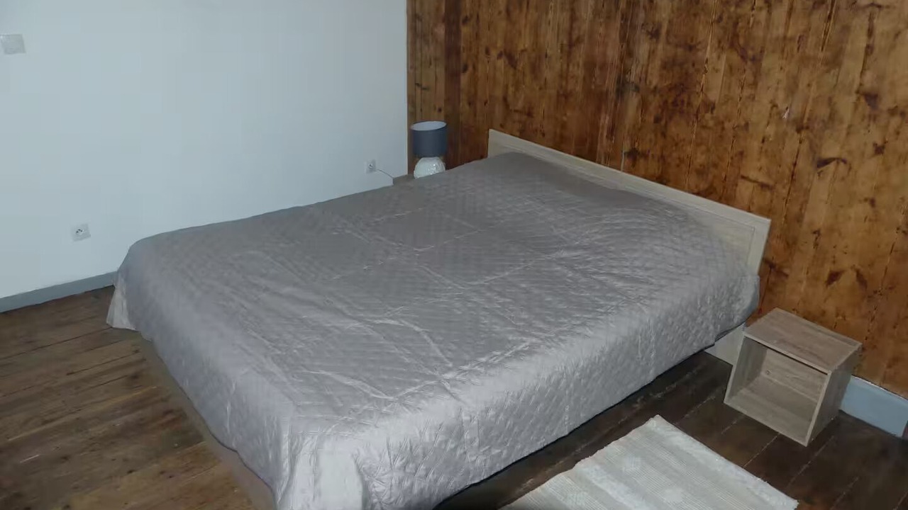 Photo of Bedroom in Tours-en-Vimeu