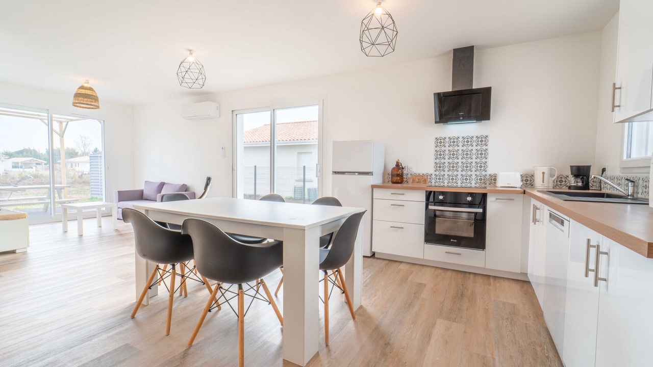 Photo of Kitchen in Saint-Paul-en-Born