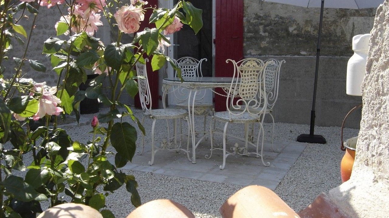 Photo of Outdoor in Sainte-Gemme-la-Plaine