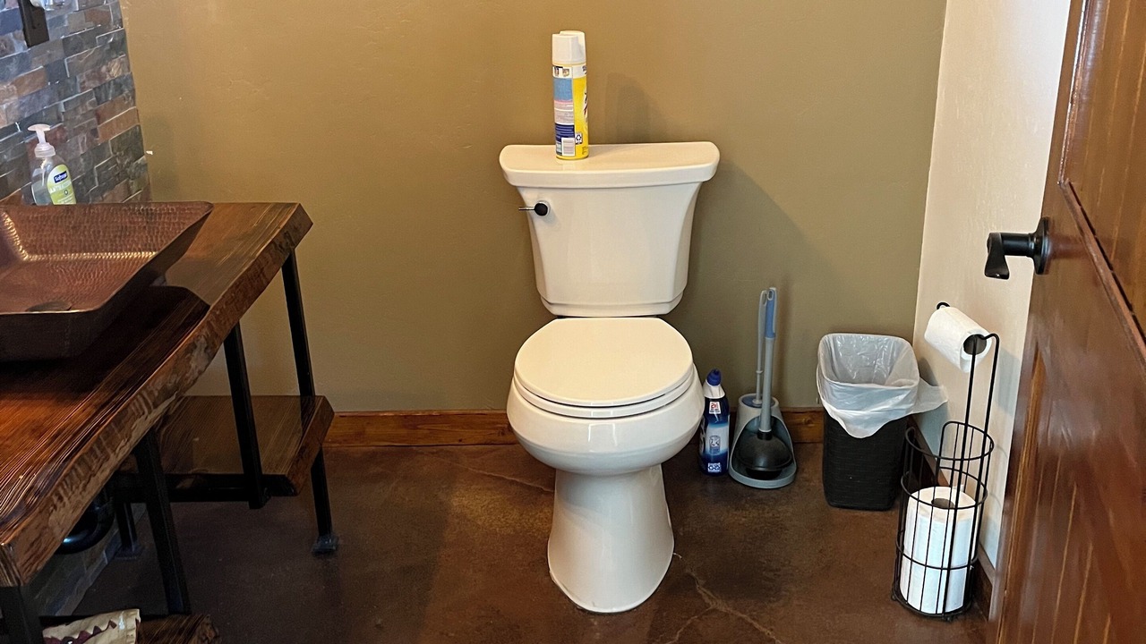 Photo of Bathroom in Cloudcroft