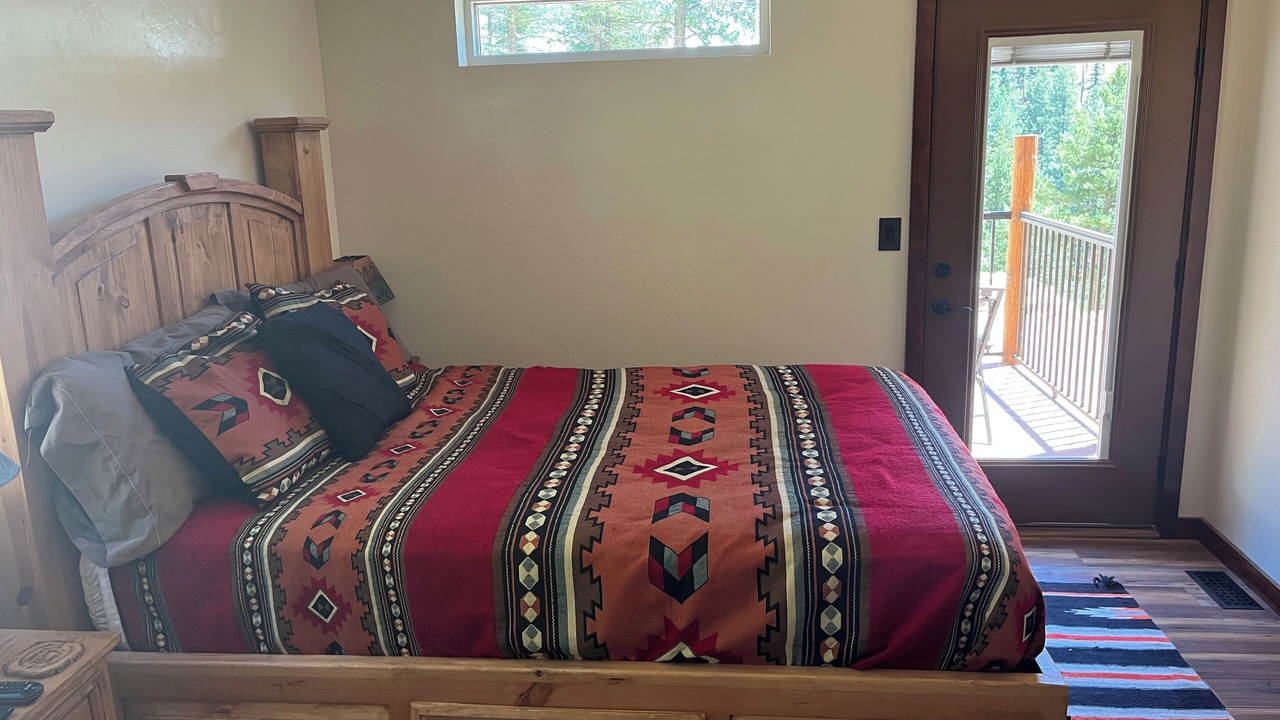 Photo of Bedroom in Cloudcroft