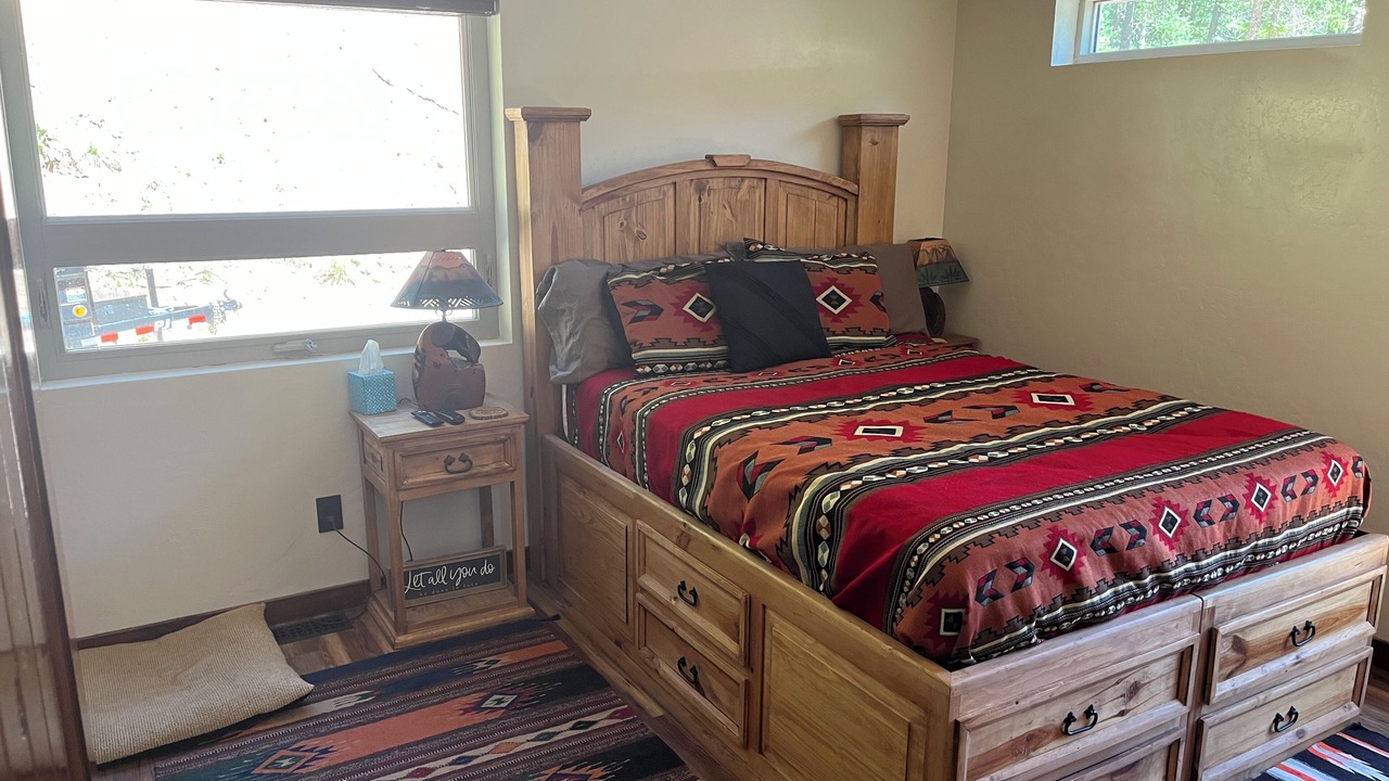 Photo of Bedroom in Cloudcroft