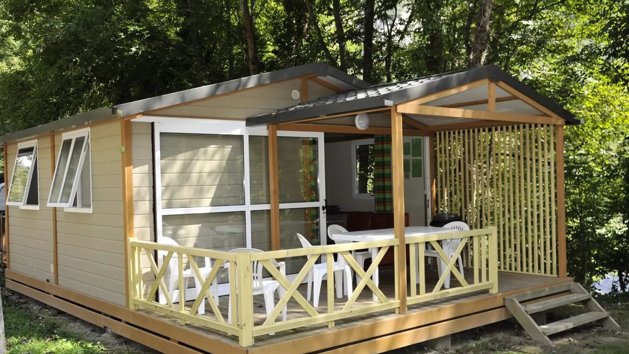 Photo of Patio Balcony in Alliat