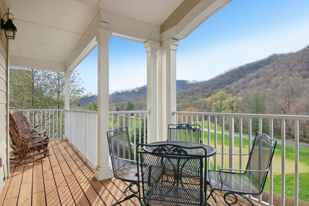 Photo of Patio Balcony in Maggie Valley