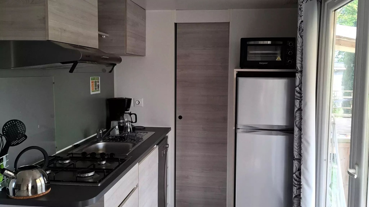 Photo of Kitchen in Long