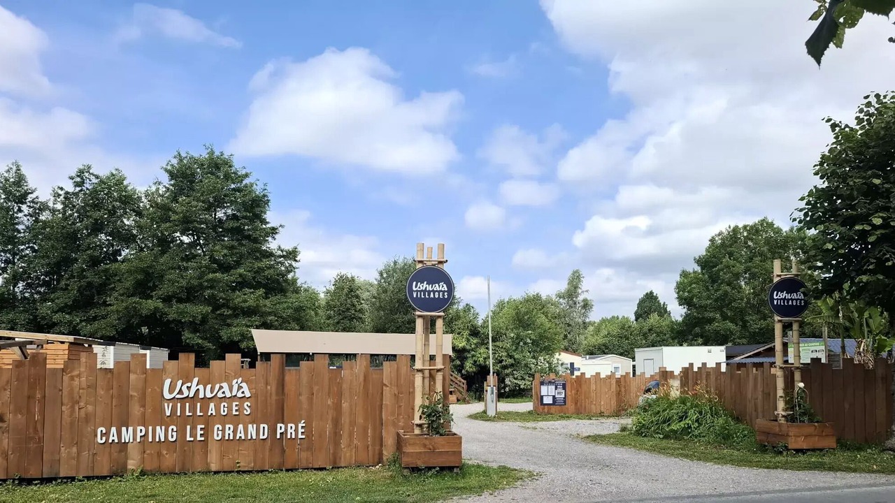 Photo of Outdoor in Long