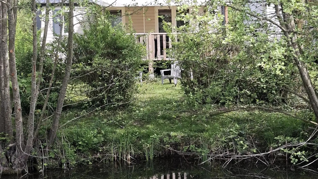 Photo of Outdoor in Long