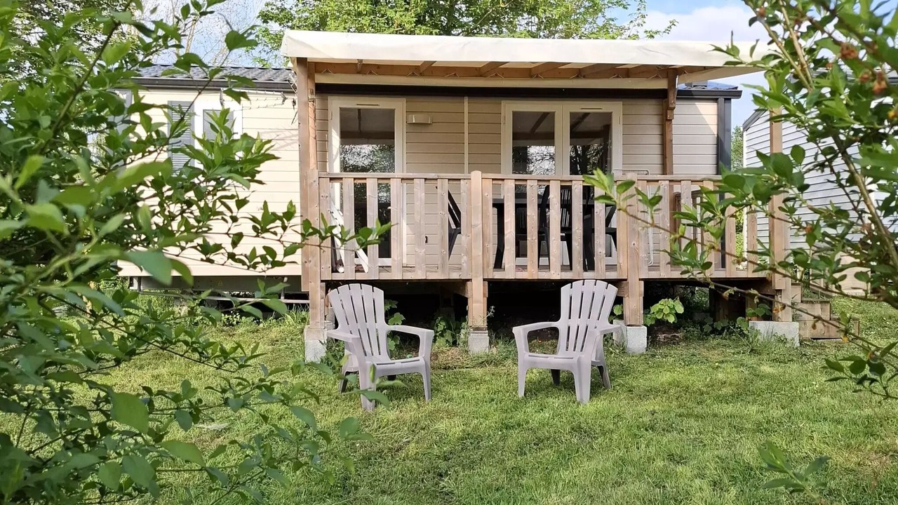 Photo of Patio Balcony in Long