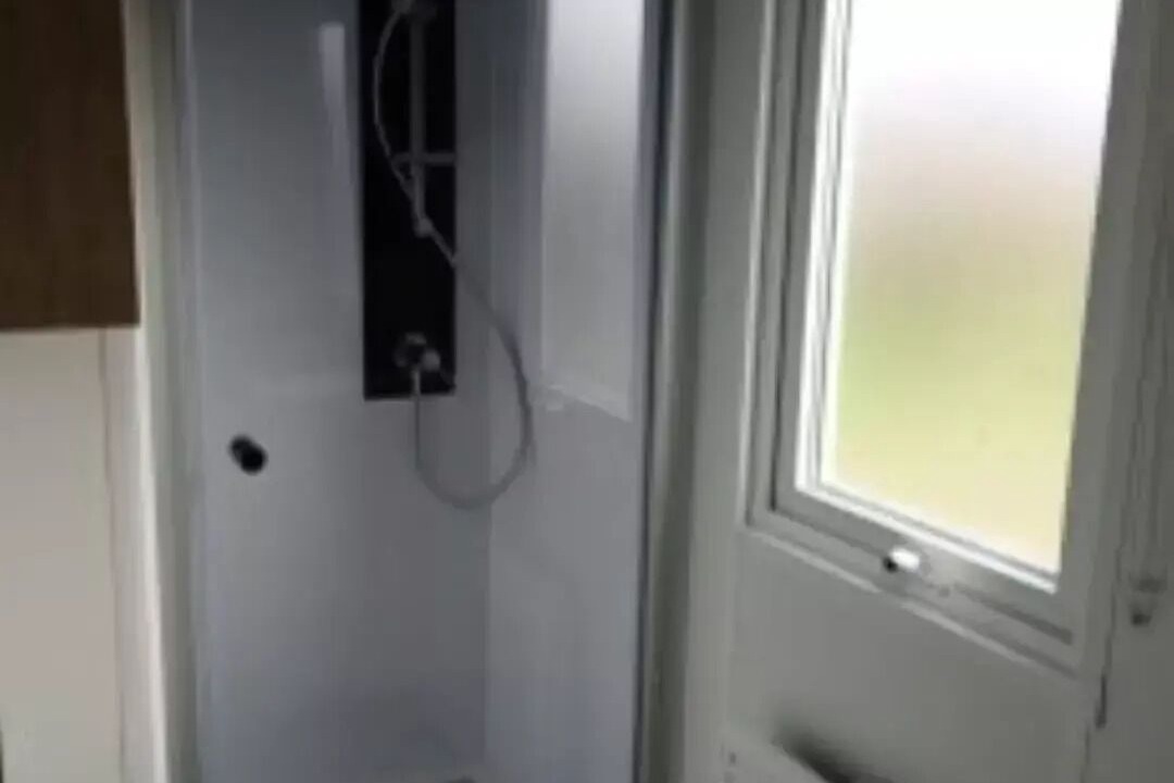 Photo of Bathroom in Long