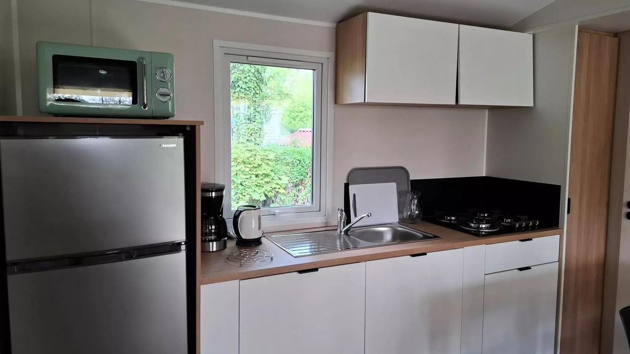 Photo of Kitchen in Long