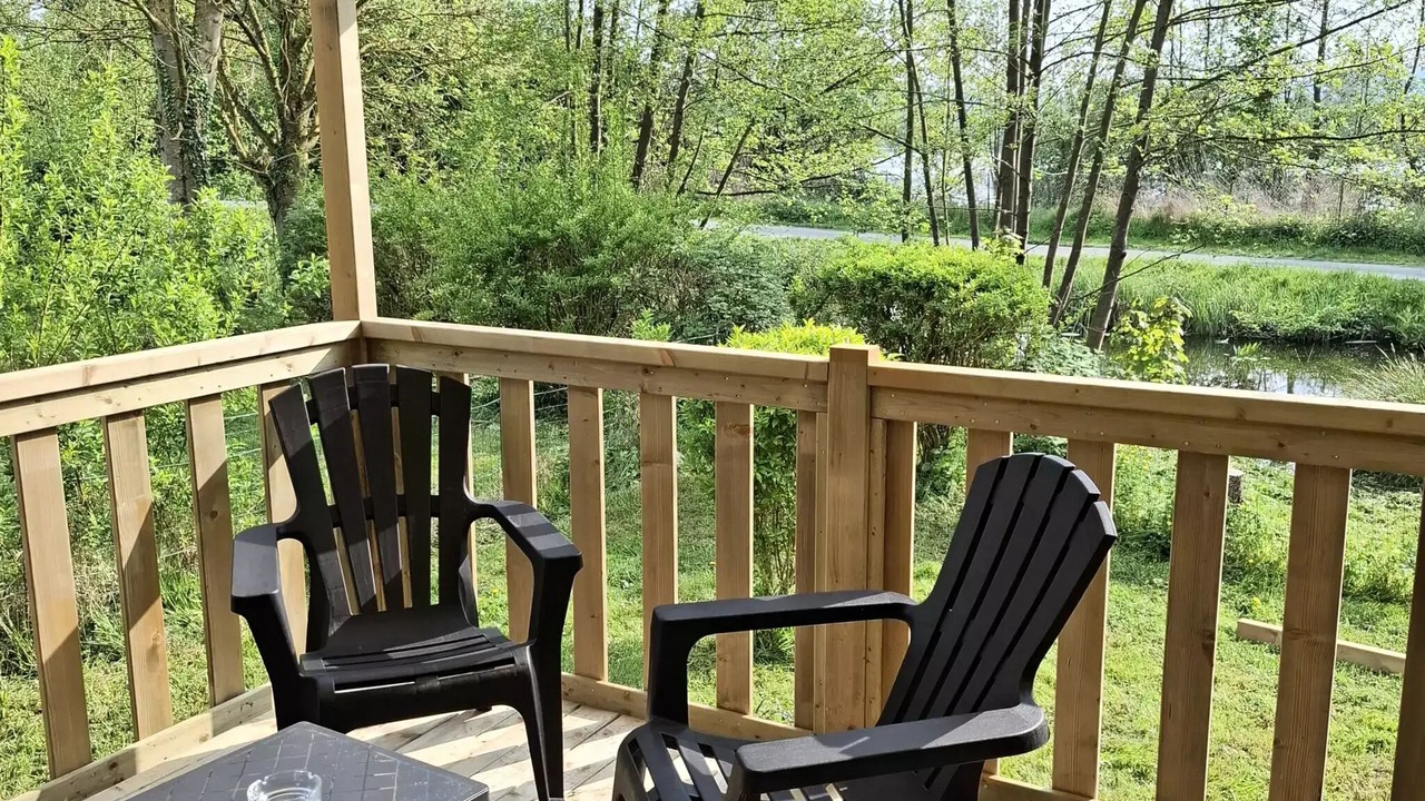 Photo of Outdoor in Long