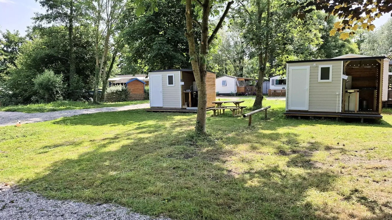 Photo of Outdoor in Long