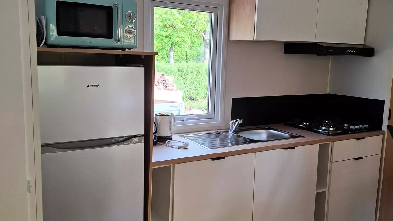 Photo of Kitchen in Long