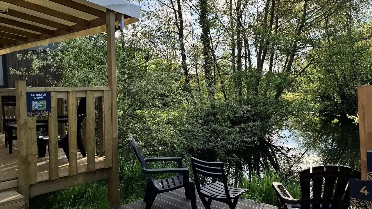 Photo of Patio Balcony in Long