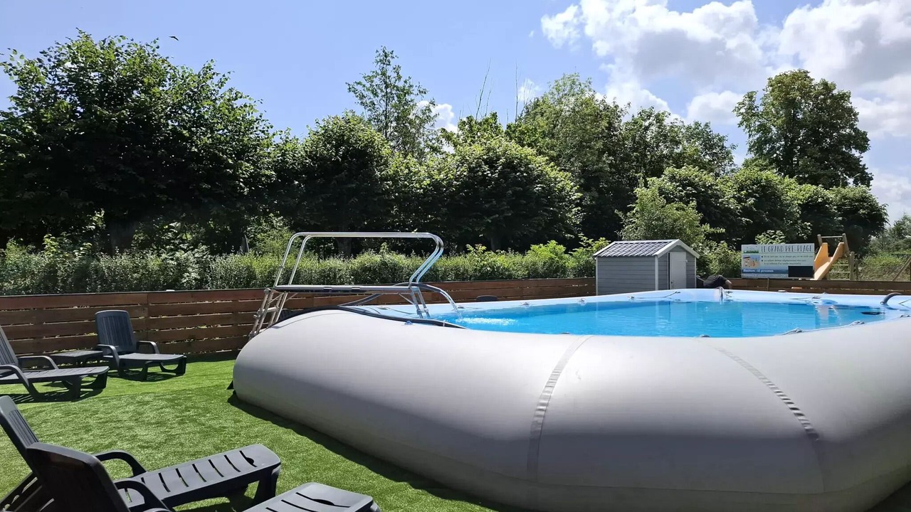 Photo of Outdoor in Long