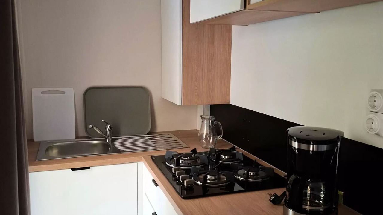 Photo of Kitchen in Long