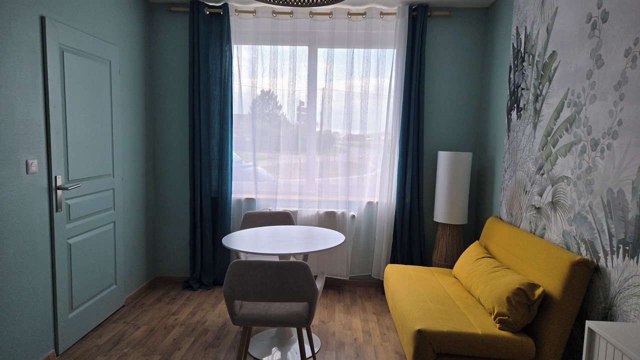 Photo of Others in Winnezeele