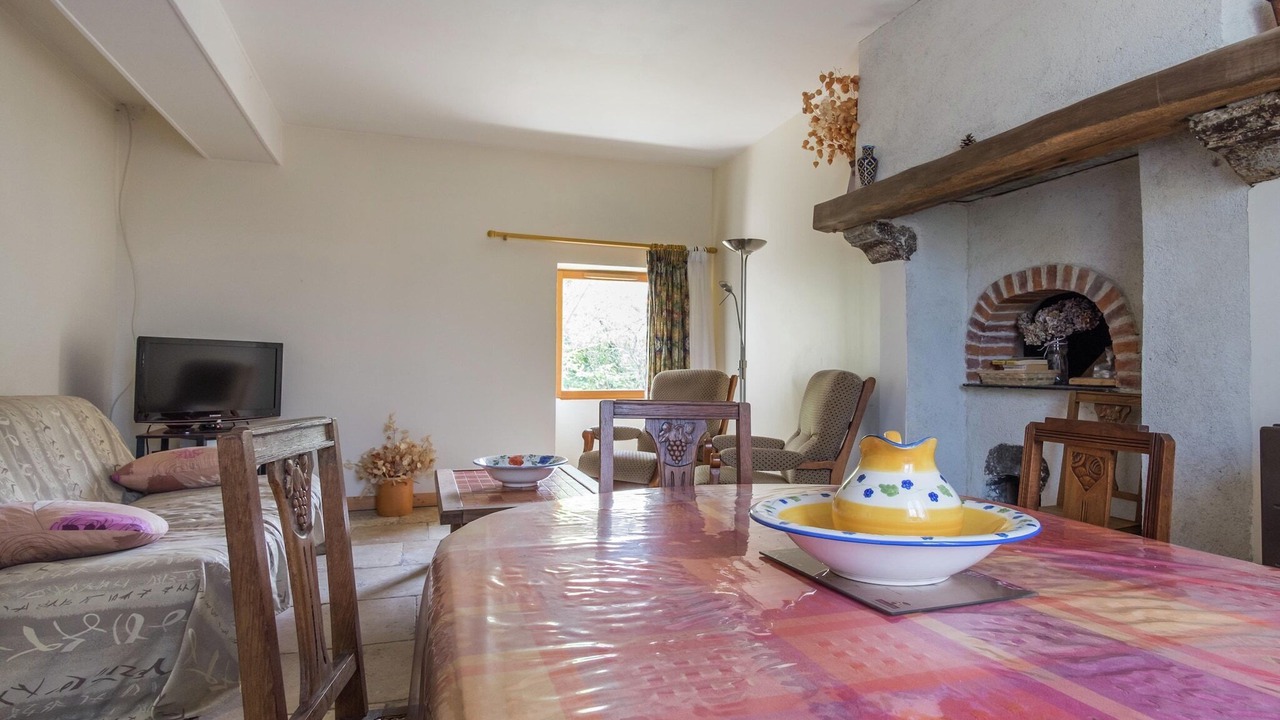 Photo of Livingroom in Giroux