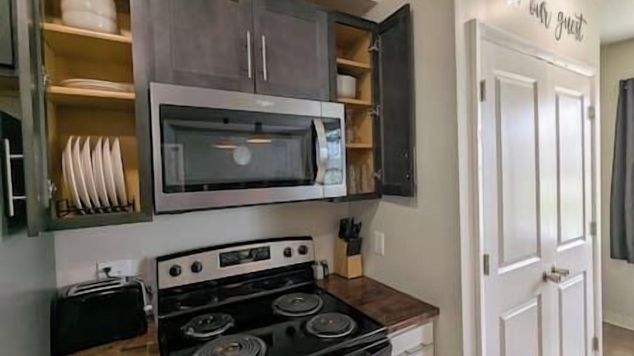 Photo of Kitchen in New Center Detroit