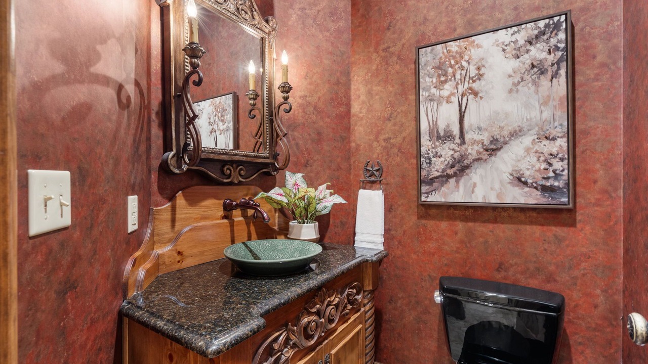 Photo of Bathroom in Hollister